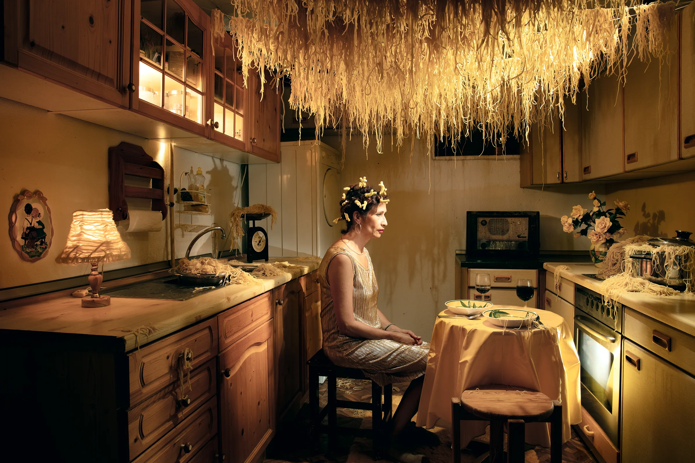 Noodles (SYNCOPE) – staged photograph by Seb Agnew
